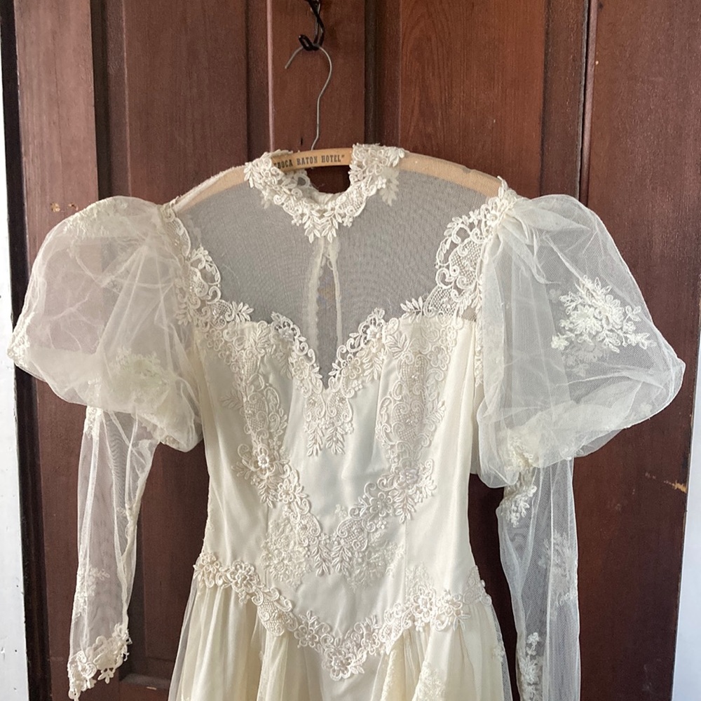 Vintage Wedding Dress